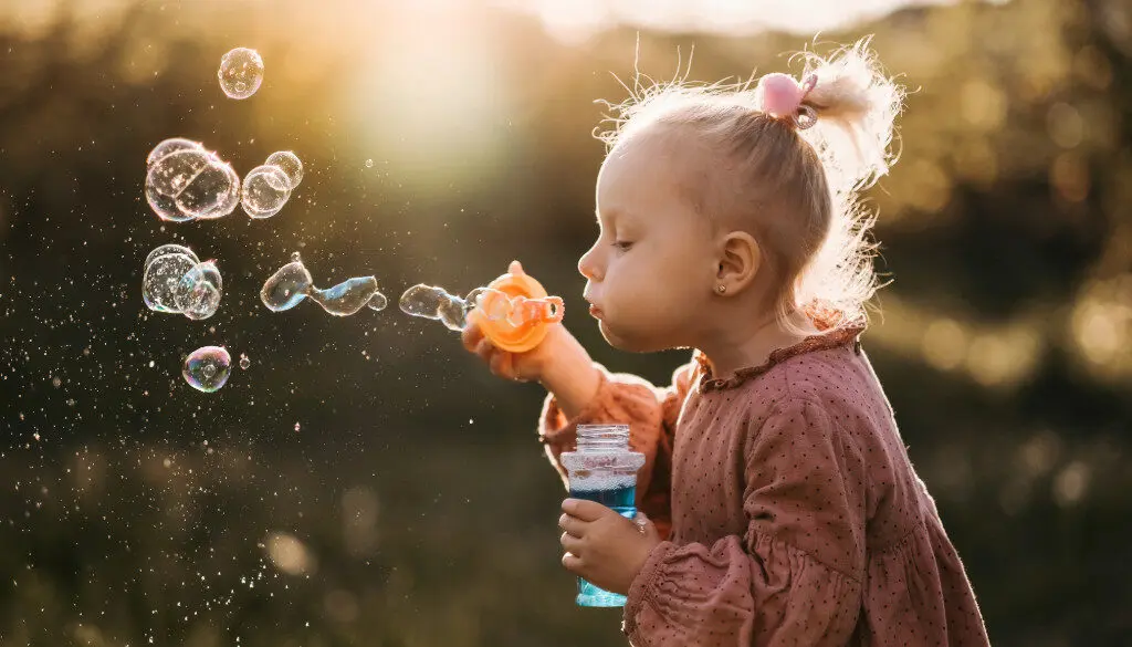 Edible bubble foam truck activity c