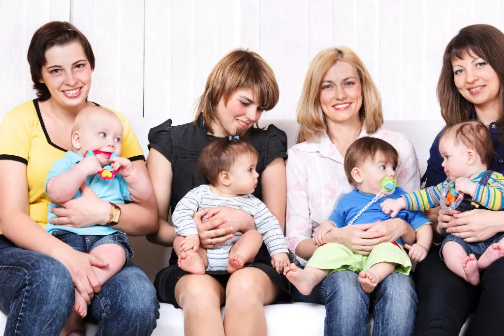 Mom support groups