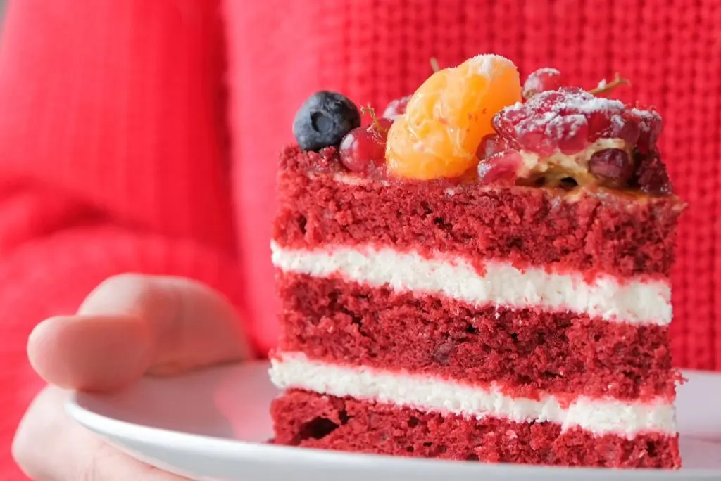 20 Beautiful Valentines Day Cakes to Surprise Your Love