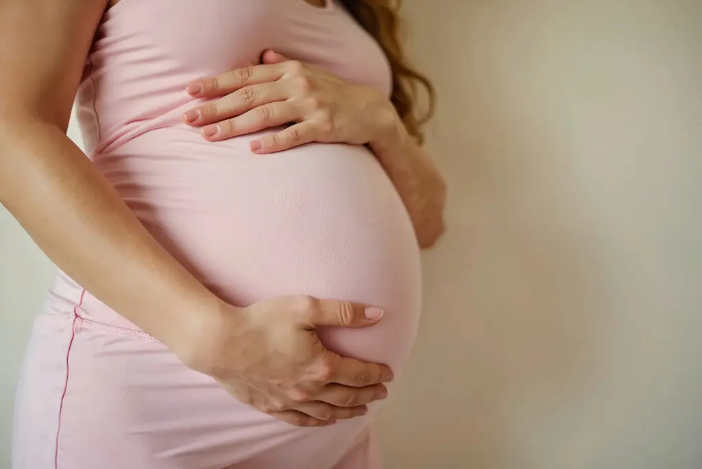 30 Casual Maternity Outfits You’ll Love